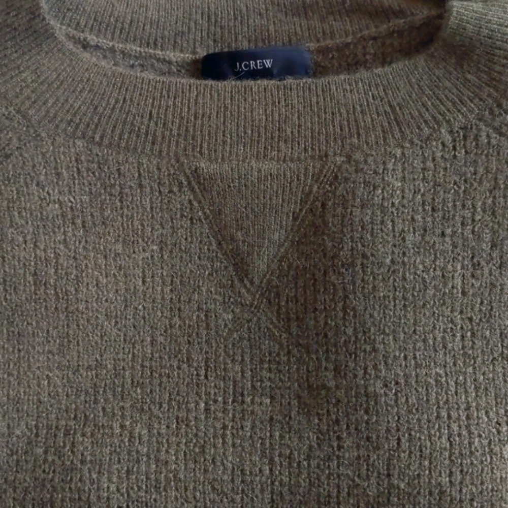 J. CREW Waffle Crewneck Sweater in supersoft yarn LARGE